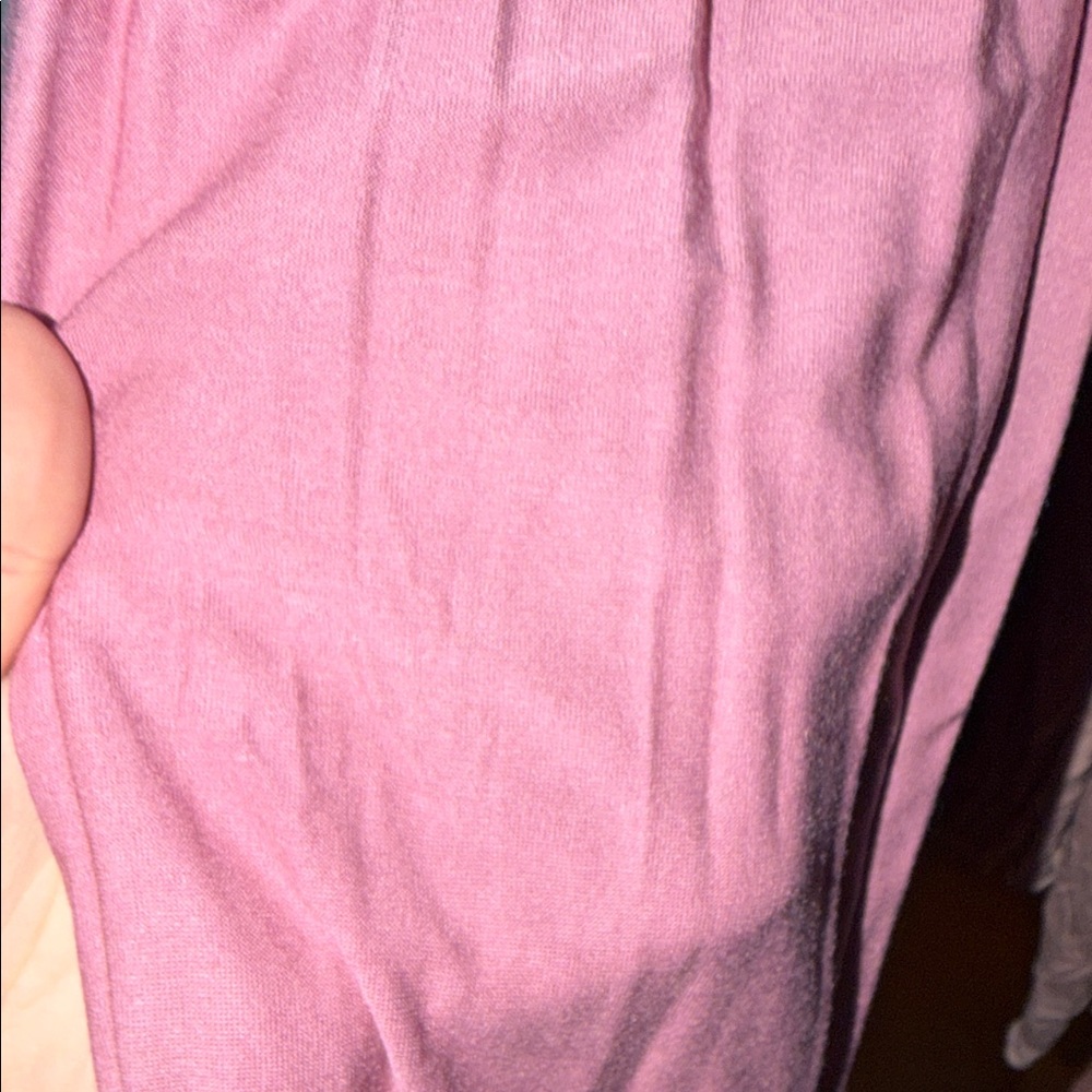 Pink and Mauve Haute Hijab - Picture 3 of 5